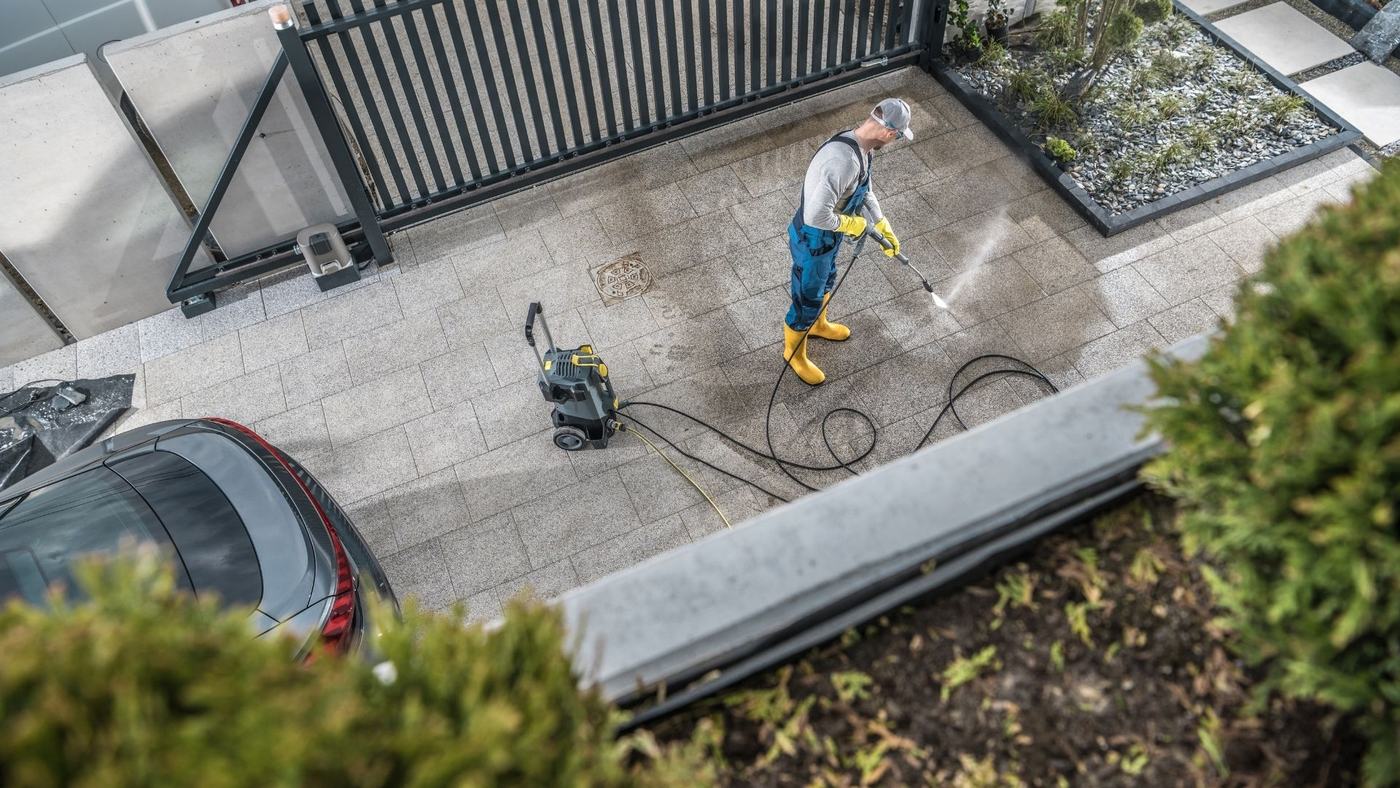 Commercial pressure washing in Sherwood Park AB