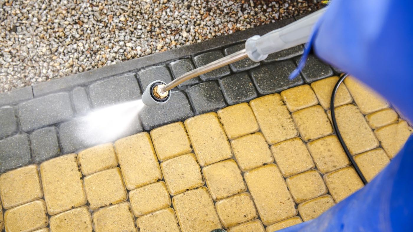 Sidewalk & Concrete Cleaning in Sherwood Park AB