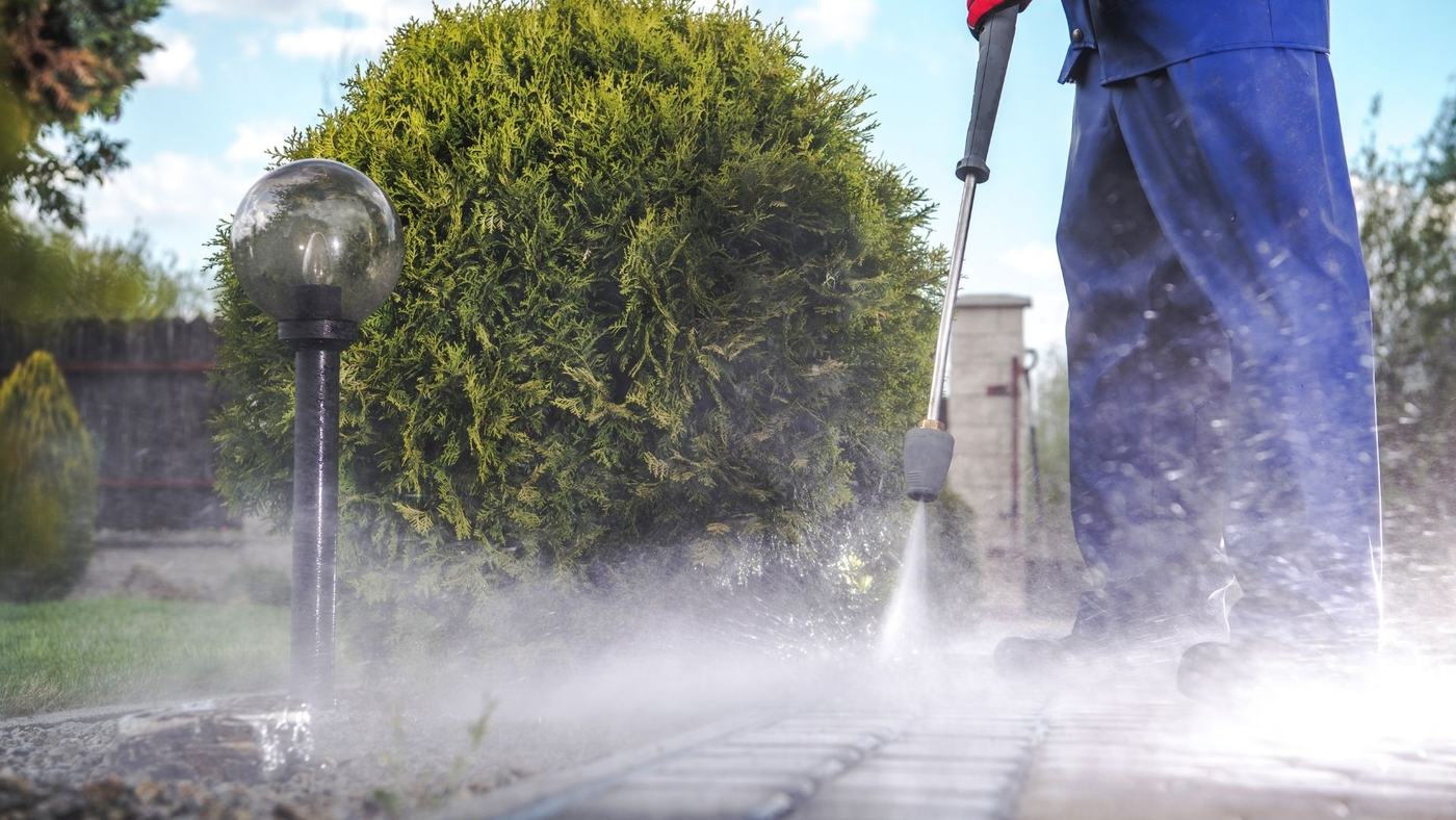 Sidewalk cleaning standards in Sherwood Park AB